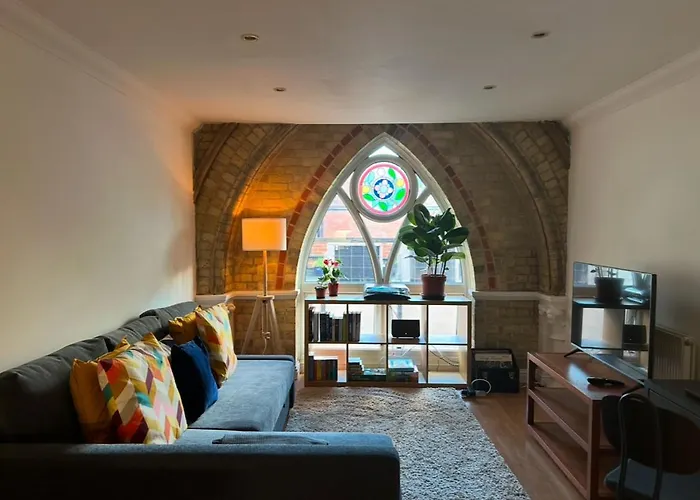 One Bedroom Flat Chertsey - Pets Welcome